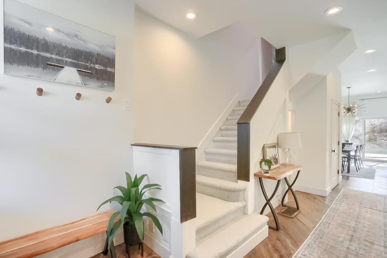 Newly Renovated Victorian Gem Perfect Space For Family Vacations! Pittsburgh Ngoại thất bức ảnh