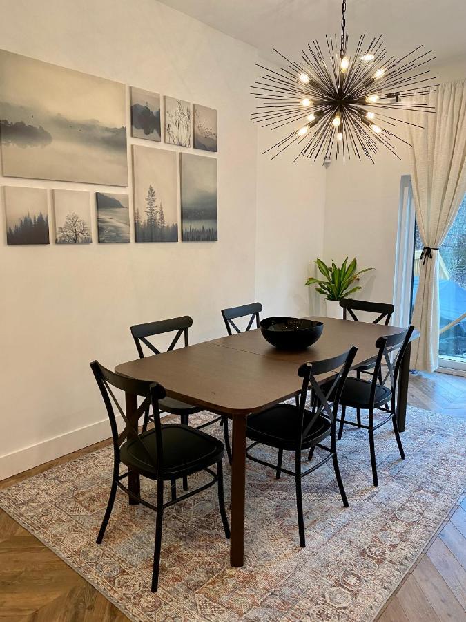 Newly Renovated Victorian Gem Perfect Space For Family Vacations! Pittsburgh Ngoại thất bức ảnh
