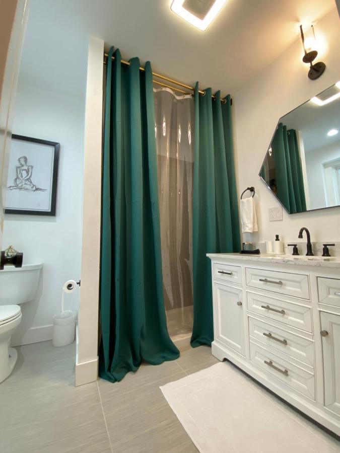 Newly Renovated Victorian Gem Perfect Space For Family Vacations! Pittsburgh Ngoại thất bức ảnh