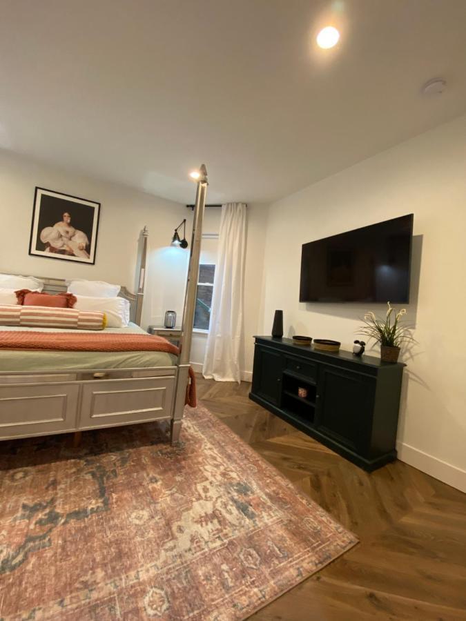 Newly Renovated Victorian Gem Perfect Space For Family Vacations! Pittsburgh Ngoại thất bức ảnh